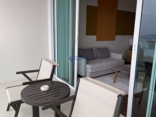 Studio Condo in Movenpick White Sand Beach Pattaya Na Jomtien C010204