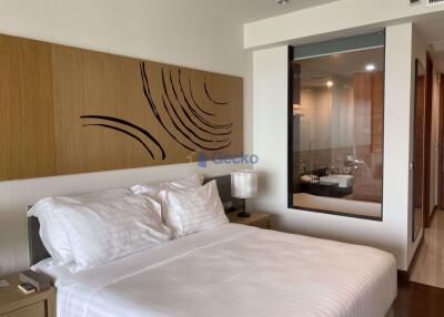 Studio Condo in Movenpick White Sand Beach Pattaya Na Jomtien C010204