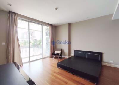 1 Bedroom Condo in The Cove Pattaya Wongamat C010192