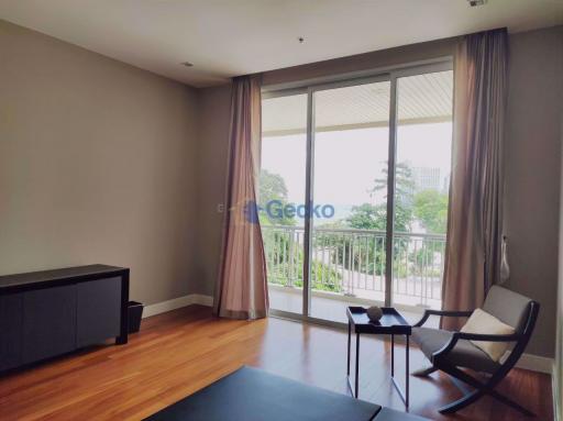 1 Bedroom Condo in The Cove Pattaya Wongamat C010192