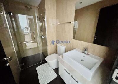 Studio Condo in The Elegance Pratumnak C010186