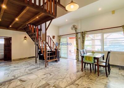 4 Bedrooms House in Mike Orchid Villa East Pattaya H009173