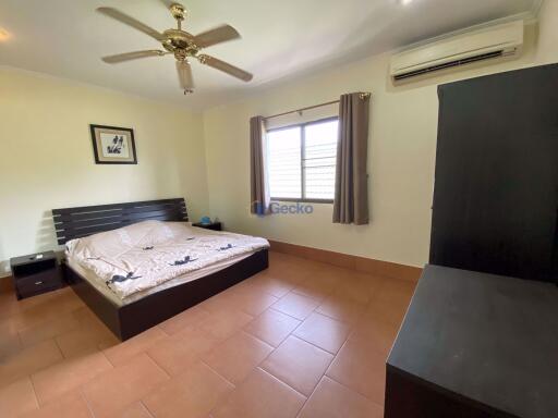 2 Bedrooms House in Suwattana Gardens East Pattaya H010045