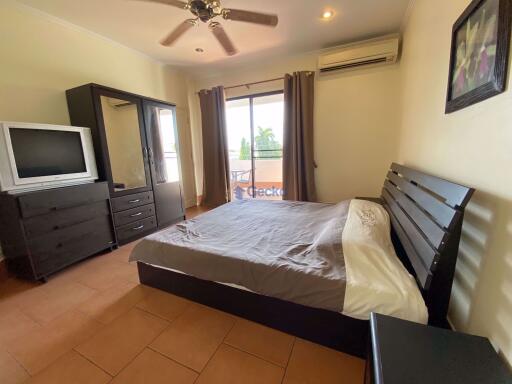 2 Bedrooms House in Suwattana Gardens East Pattaya H010045