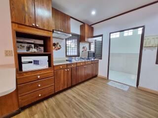 3 Bedrooms House in Hin Wong Na Jomtien H009546