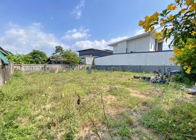 Land available in East Pattaya L009871