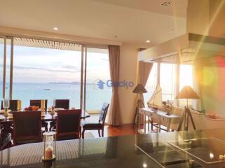 3 Bedrooms Condo in The Cove Pattaya Wongamat C010144