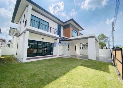 3 Bedrooms House in Tropical Village 2 Huay Yai H009631
