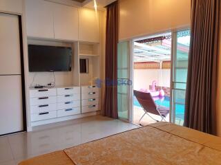 3 Bedrooms House in Baan Suan Neramit East Pattaya H010123