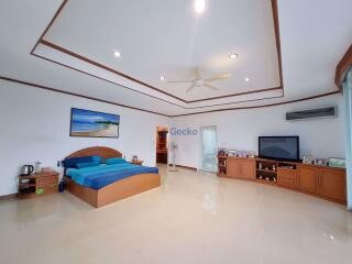 3 Bedrooms House in El Grande East Pattaya H010039