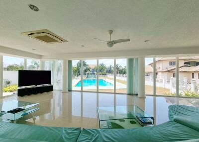 3 Bedrooms House in El Grande East Pattaya H010039