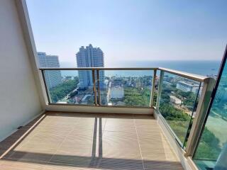 2 Bedrooms Condo in The Riviera Jomtien Jomtien C009709