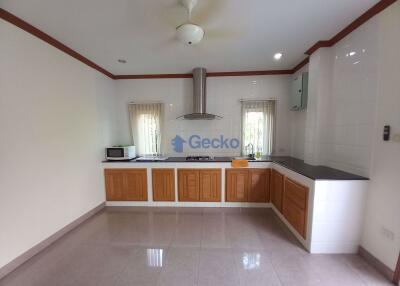 6 Bedrooms House East Pattaya H009602