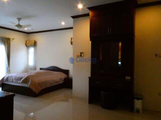 6 Bedrooms House East Pattaya H009603