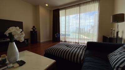 3 Bedrooms Condo in The Cove Pattaya Wongamat C010113