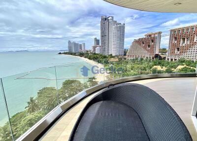 3 Bedrooms Condo in The Cove Pattaya Wongamat C010113