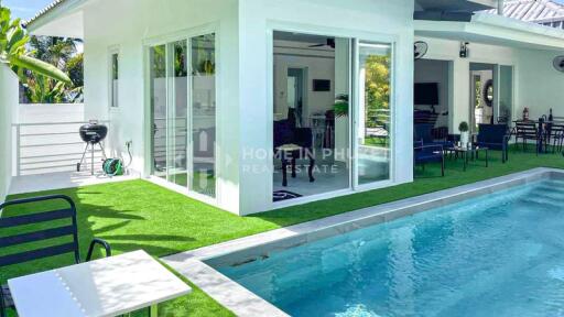 Chic 5-Bed Pool Villa in Rawai