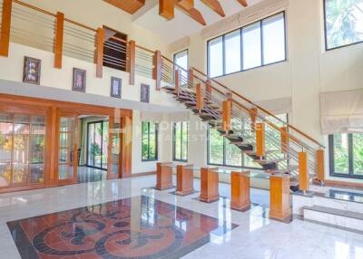 Spacious 7-Bedroom Villa near Nai Harn Beach