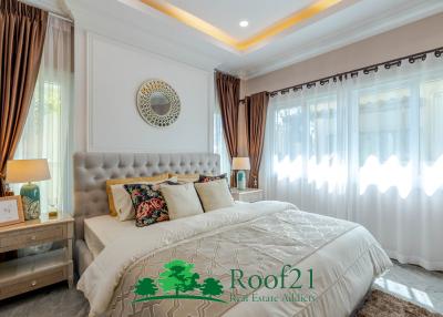 Brand New Pool Villa 5 bedroom, fully furnished Near the beach For Sale, Pattaya  OP-0010Y 5BR