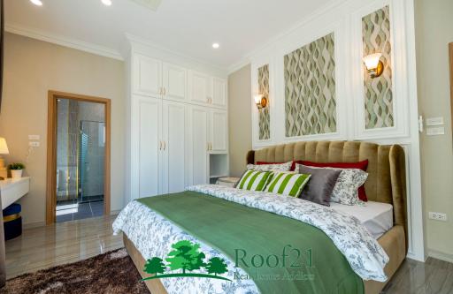 Brand New Pool Villa 5 bedroom, fully furnished Near the beach For Sale, Pattaya  OP-0010Y 5BR