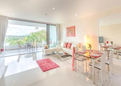 Freehold 1-Bed Condo near Surin Beach