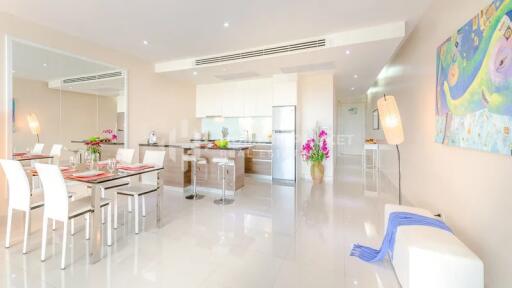 Freehold 1-Bed Condo near Surin Beach