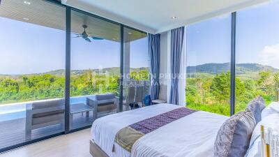 Modern 5-Bed Sea View Villa in Layan