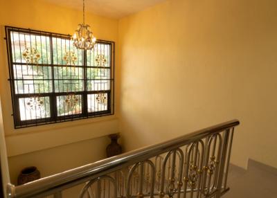 Two-storey house with 4 bedrooms near Sukhumvit Road, Pattaya.