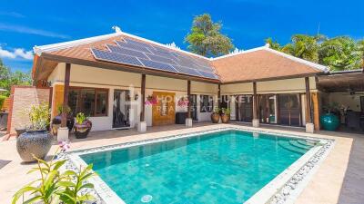 Spacious Thai-Style Villa with Solar System