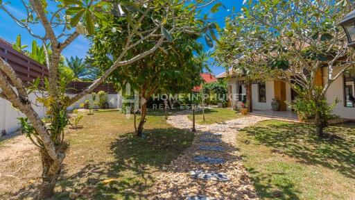 Spacious Thai-Style Villa with Solar System