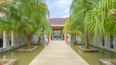 Exquisite Thai-Style Pool Villa near Beach
