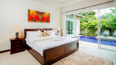 Contemporary 5-Bed Pool Villa in Nai Harn