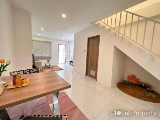 Modern and beautiful decorated Townhome in East-Pattaya