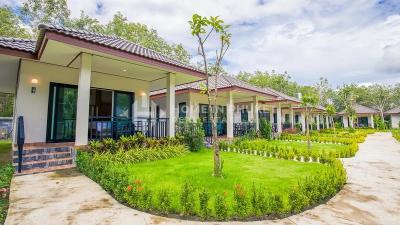 19 Bungalow Resort near UWC School
