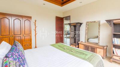 8 Bedrooms Loft-style Pool Villa in Rawai