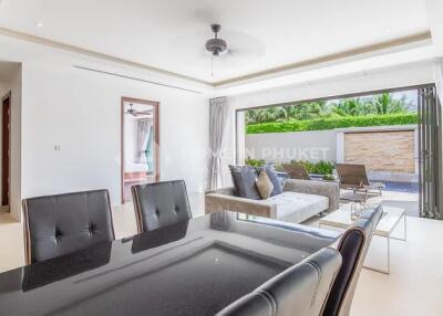 Boutique 2-Bed Pool Villa in Bangtao