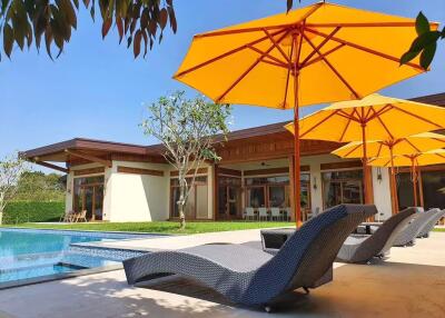 Luxury  Private Pool Villa in Mae Rim