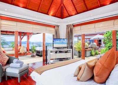 Incredible 10-Bedroom Villa on Surin Hill