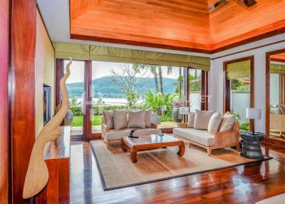 Luxurious 6-Bed Sea View Villa in Kamala