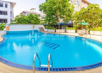 Freehold 2-Bed Condo in Patong