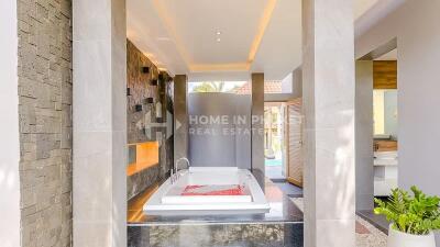 Stylish 3-Bed Pool Villas in Bangtao