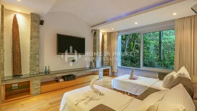 Grand 6 Bed Sea View Villa in Bangtao