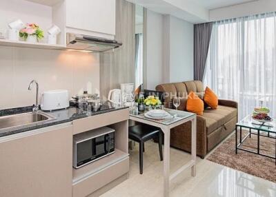 Fully-furnished 1-Bed Condo near Surin Beach