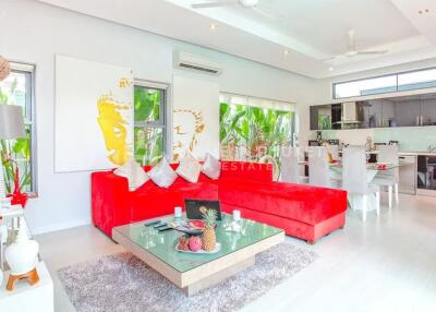 Modern 2-Bed Pool Villa in Nai Harn