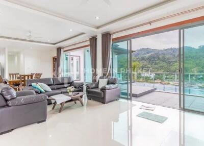 Modern 4-Bed Sea View Pool Villa in Kamala