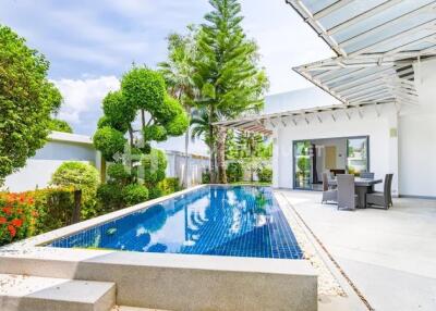 Modern 2-Bedroom Pool Villa at Layan