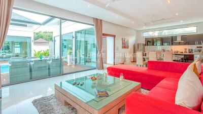 Contemporary 3-Bed Pool Villa in Nai Harn