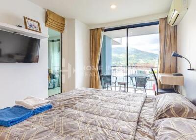 Partial Sea View 1-Bed Condo in Patong
