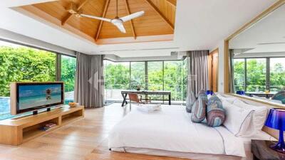 Luxurious 4-Bed Sea View Villa in Layan