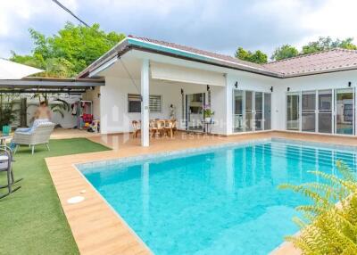 Private 2-Bed Pool Villa in Nai Harn